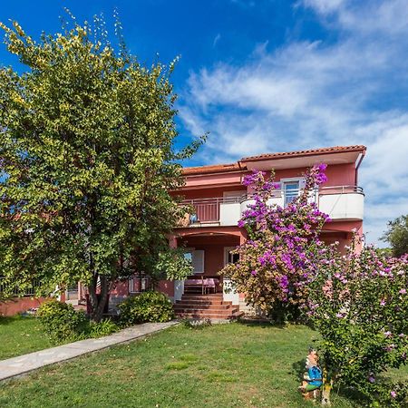 Apartmani Carmen Бибинье Экстерьер фото